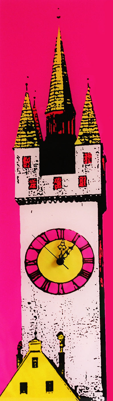 Straubing Stadtturm-Wanduhr Pink